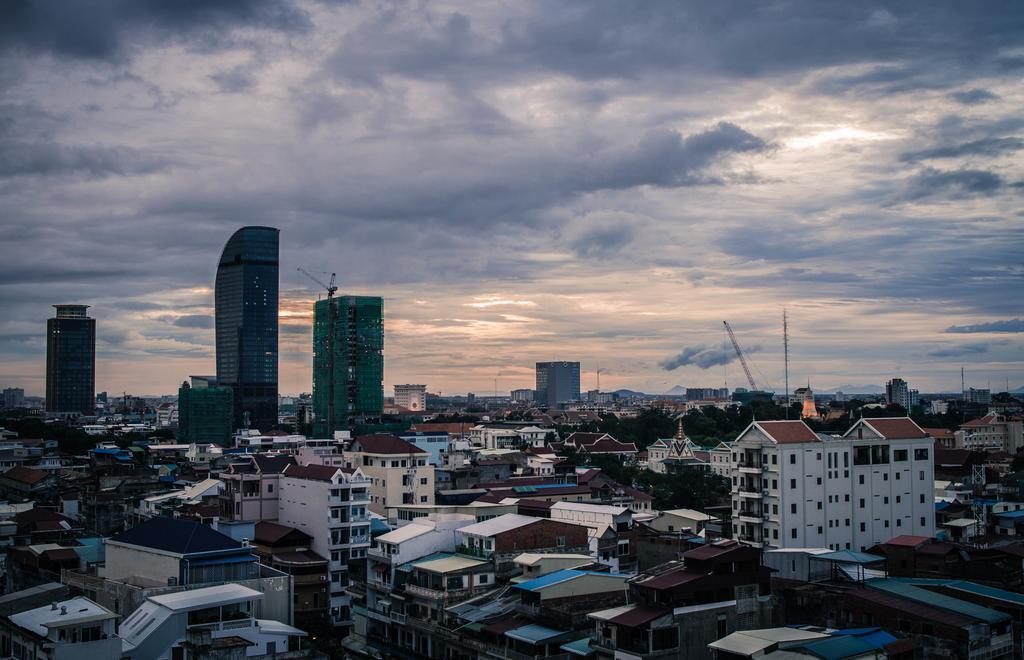 Point Boutique Hotel Phnom Penh Exterior foto