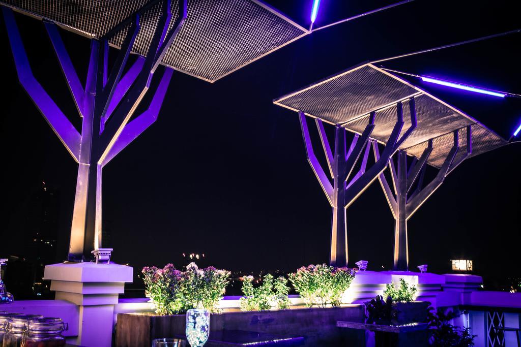 Point Boutique Hotel Phnom Penh Exterior foto
