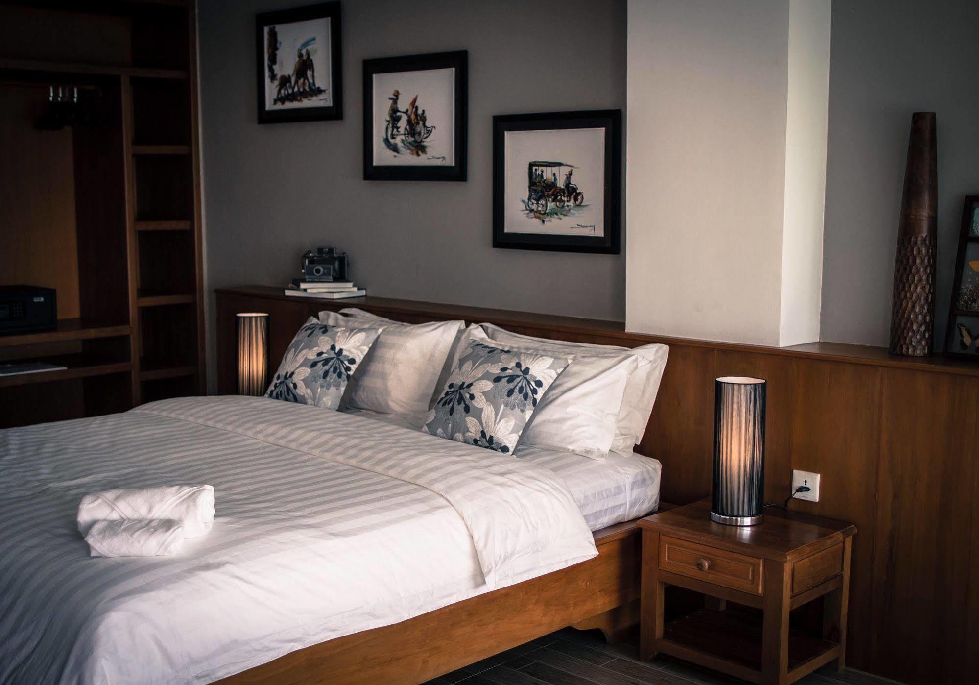 Point Boutique Hotel Phnom Penh Exterior foto