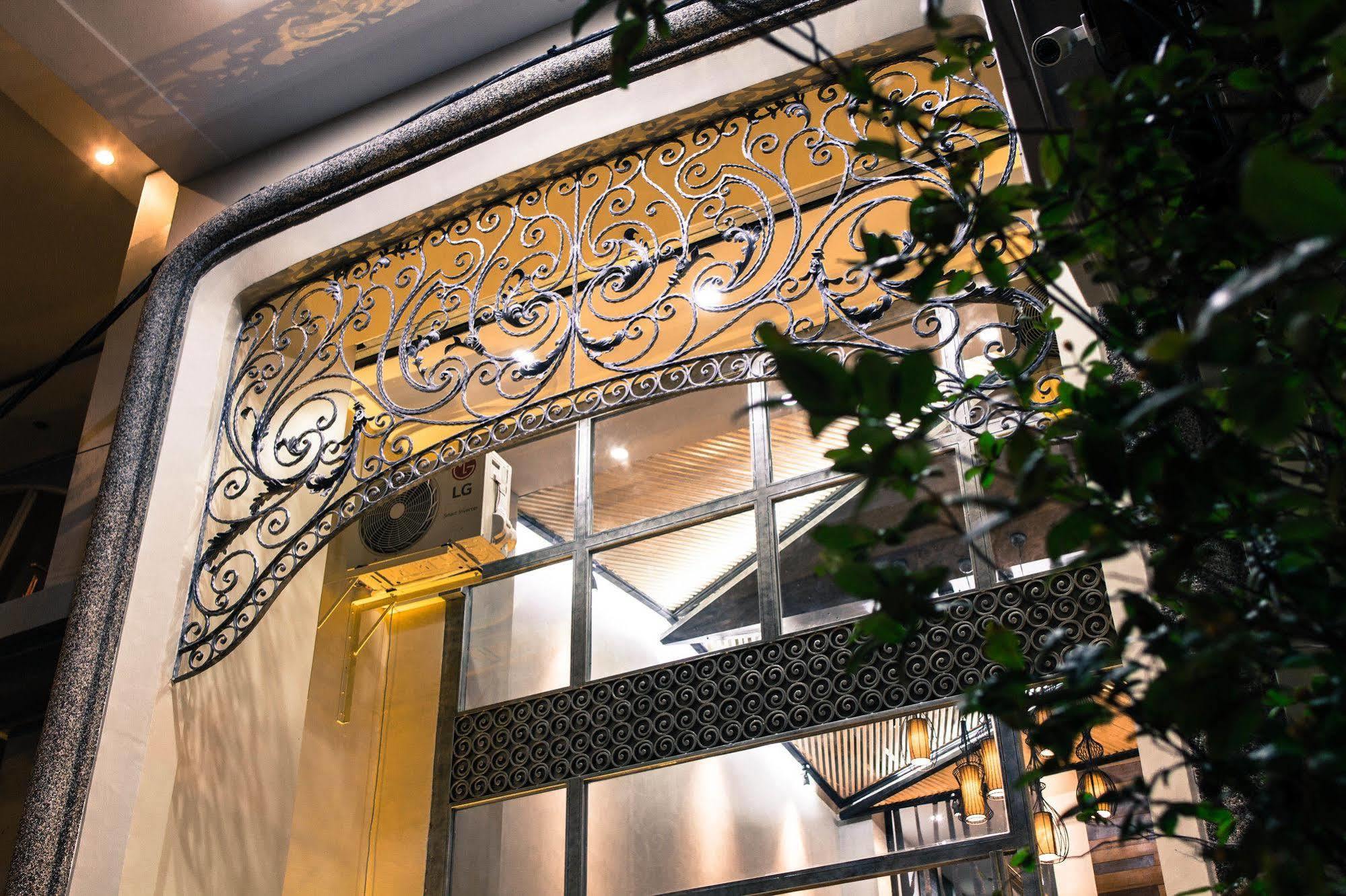 Point Boutique Hotel Phnom Penh Exterior foto
